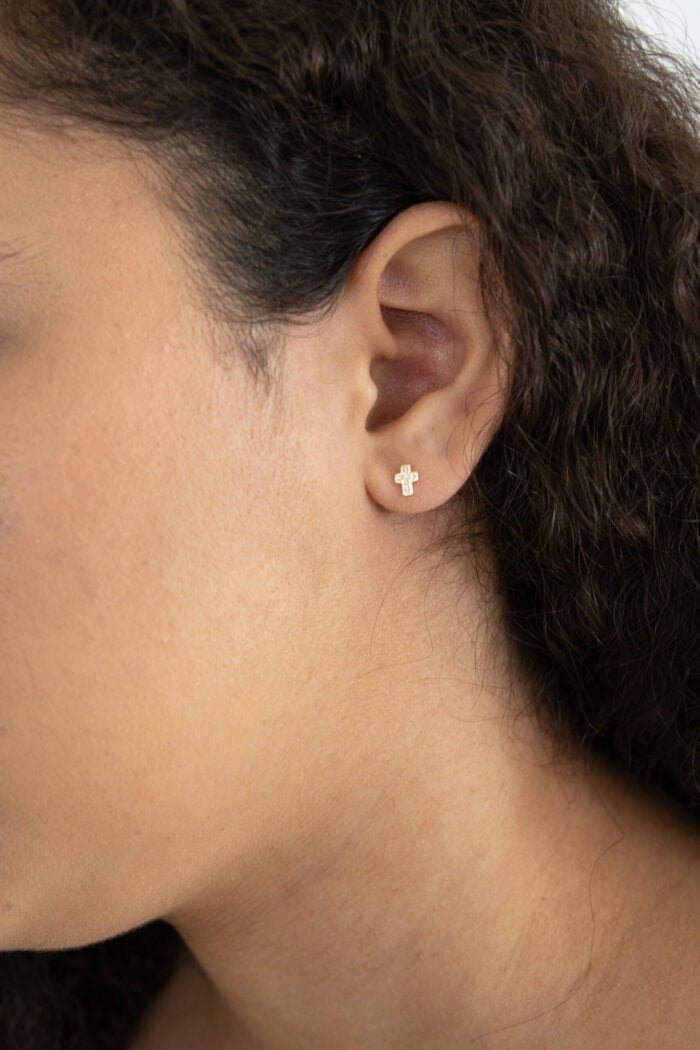 BROQUEL ALEXA ORO 10K CRUZ MINI ZIRCONIAS - Imagen 2