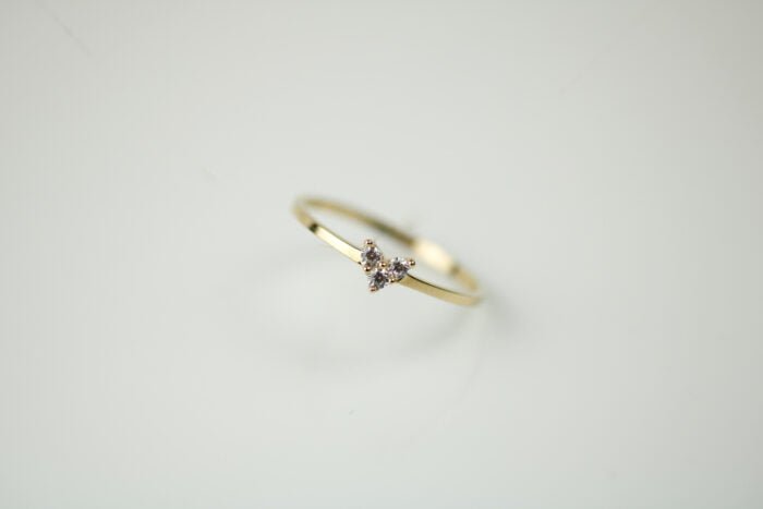 ANILLO RHONDA ORO 10K CORAZON ZIRCONIA MINI - Imagen 3