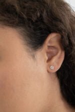 BROQUEL AGNES ORO 14K ZIRCONIA 5MM