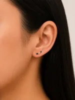 PAR ARETES ORO 14K CURVOS ZAFIRO 10PTS Y DIAMANTES 4PTS - Imagen 2