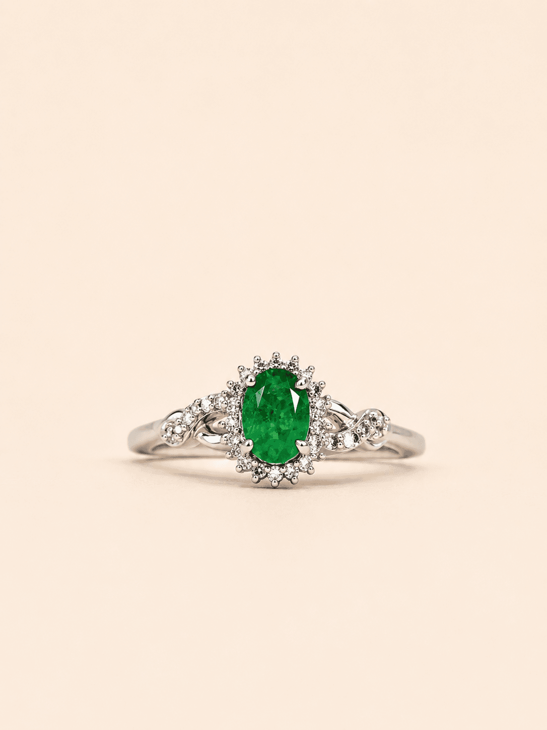 TR42 ANILLO ORO BLANCO 10K ESMERALDA CORTE OVAL 6X5MM .18PTS DIAMANTE - Imagen 1
